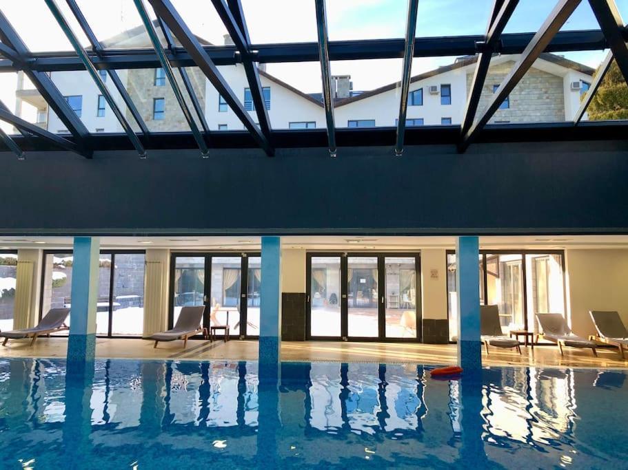 Luxury Penthouse With A Lavish Spa And 2 En-Suite Bedrooms Bansko Luaran gambar