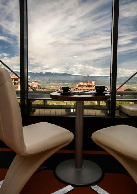 Luxury Penthouse With A Lavish Spa And 2 En-Suite Bedrooms Bansko Luaran gambar